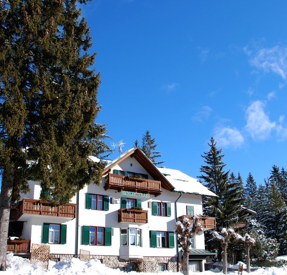 קורטינה ד'אמפזו Hotel Oasi מראה חיצוני תמונה